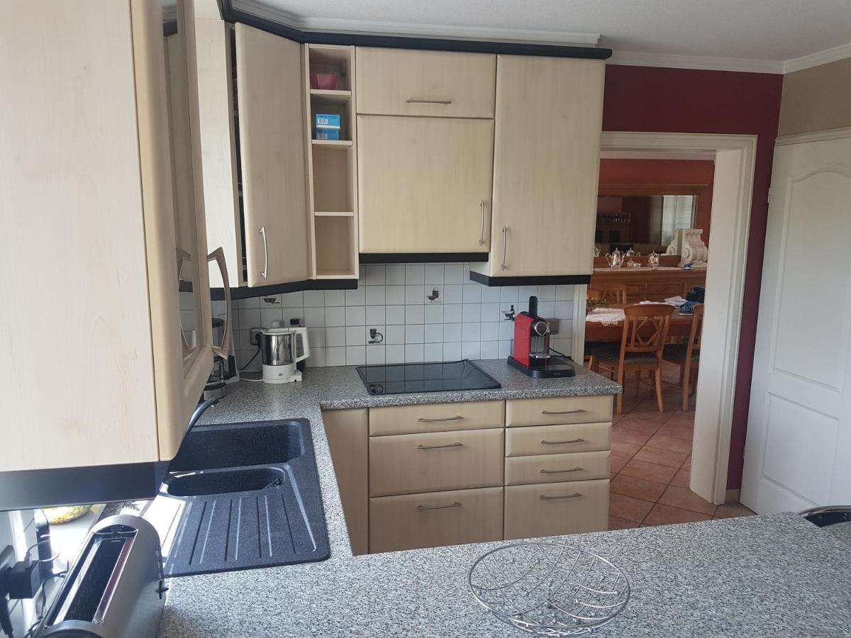 Lindenhaus Apartment Weywertz Ngoại thất bức ảnh